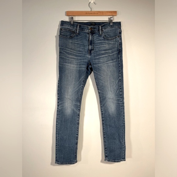J. Crew Factory Slim-fit flex jean in medium tinted wash Men’s W33 L32 - Picture 2 of 11